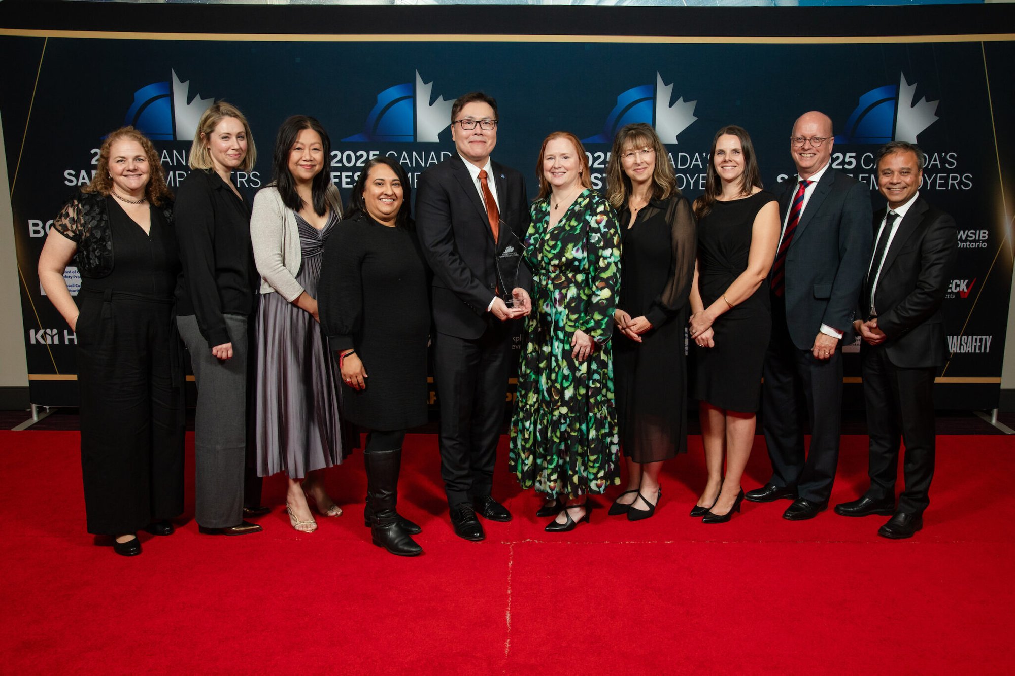 15-Best-Safety-Industry-Provider-Winner-2048x1365